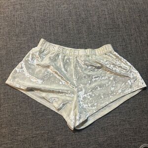 ✏️ 2/$30✏️ Women’s Velour Cheeky Victoria’s Secret Sleep Shorts, Size XS